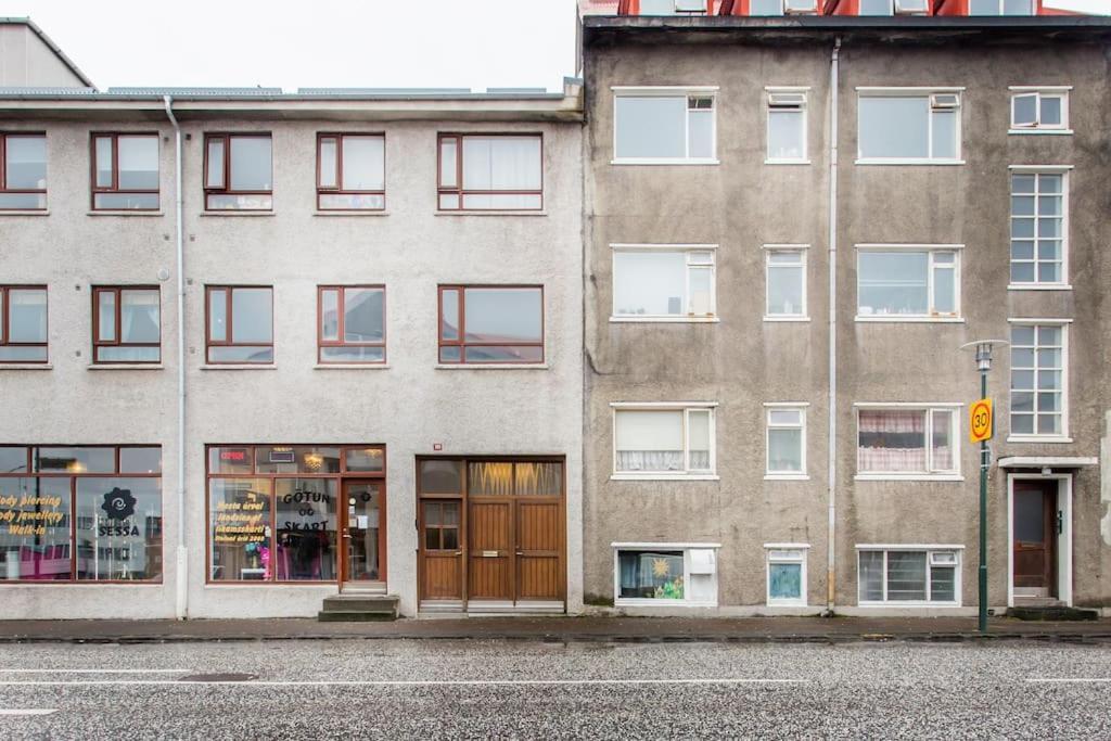 Center Base In A Prime Location In Lejlighed Reykjavík